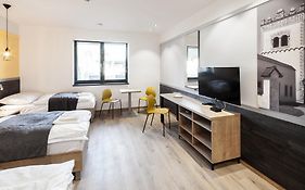 Tanker Apartments & Bistro Caradice
